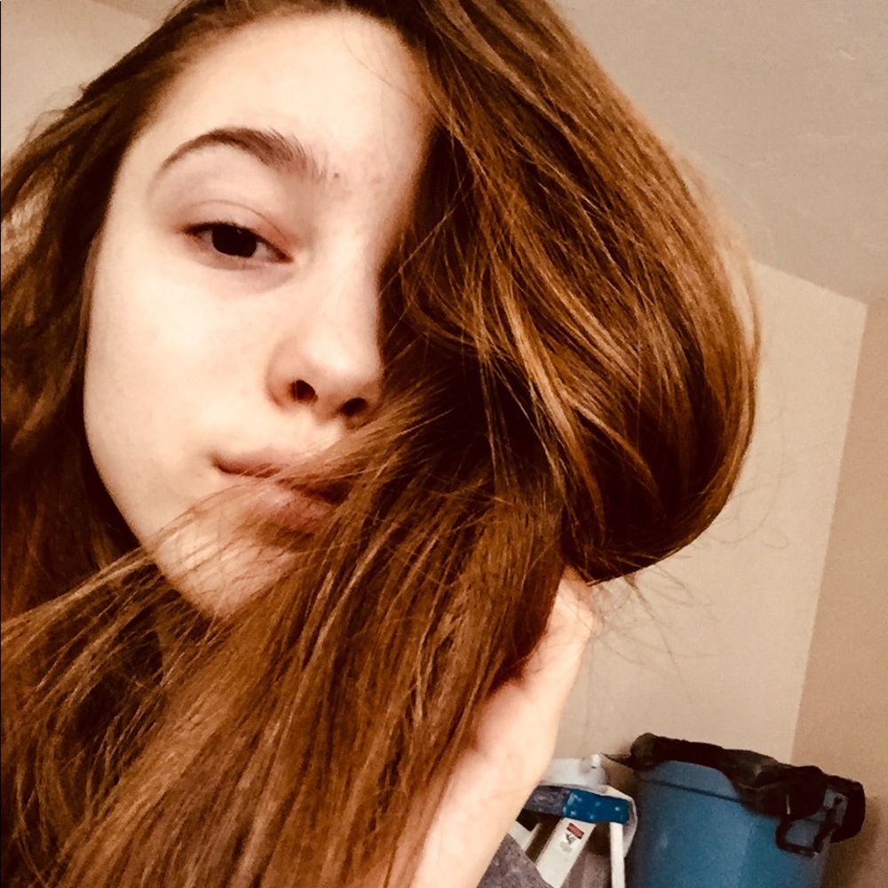 Meet your Posher, Isabella